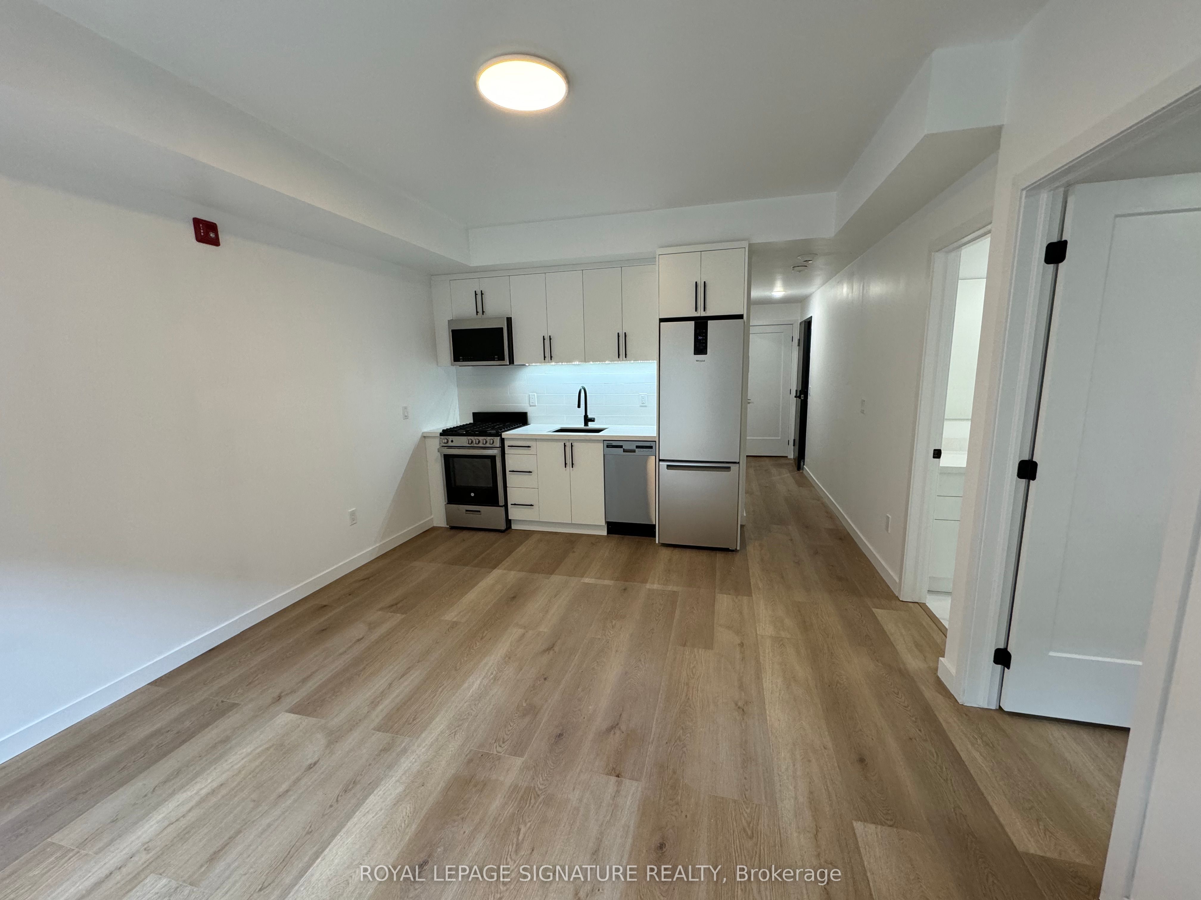 1103 Dufferin Street 1