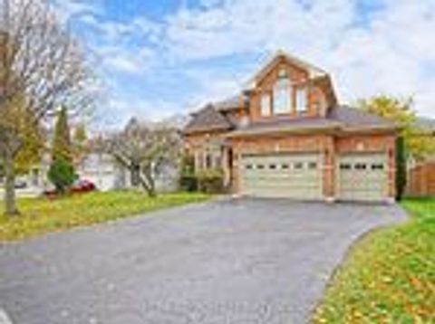 54 Bretton Circle Markham ON L3S 3R1