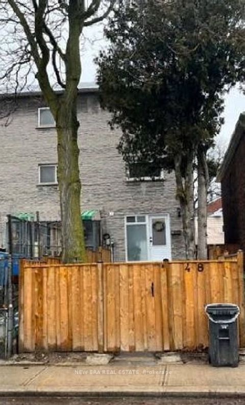 Photo of 48 Carr Street, Toronto, ON M5T 1B7 (MLS # C12556222)