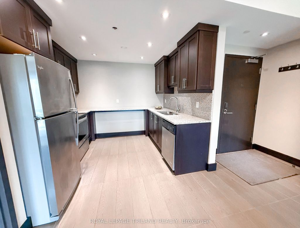 Photo of 1235 Richmond Street #607, London East, ON N6A 0C1 (MLS # X13079620)