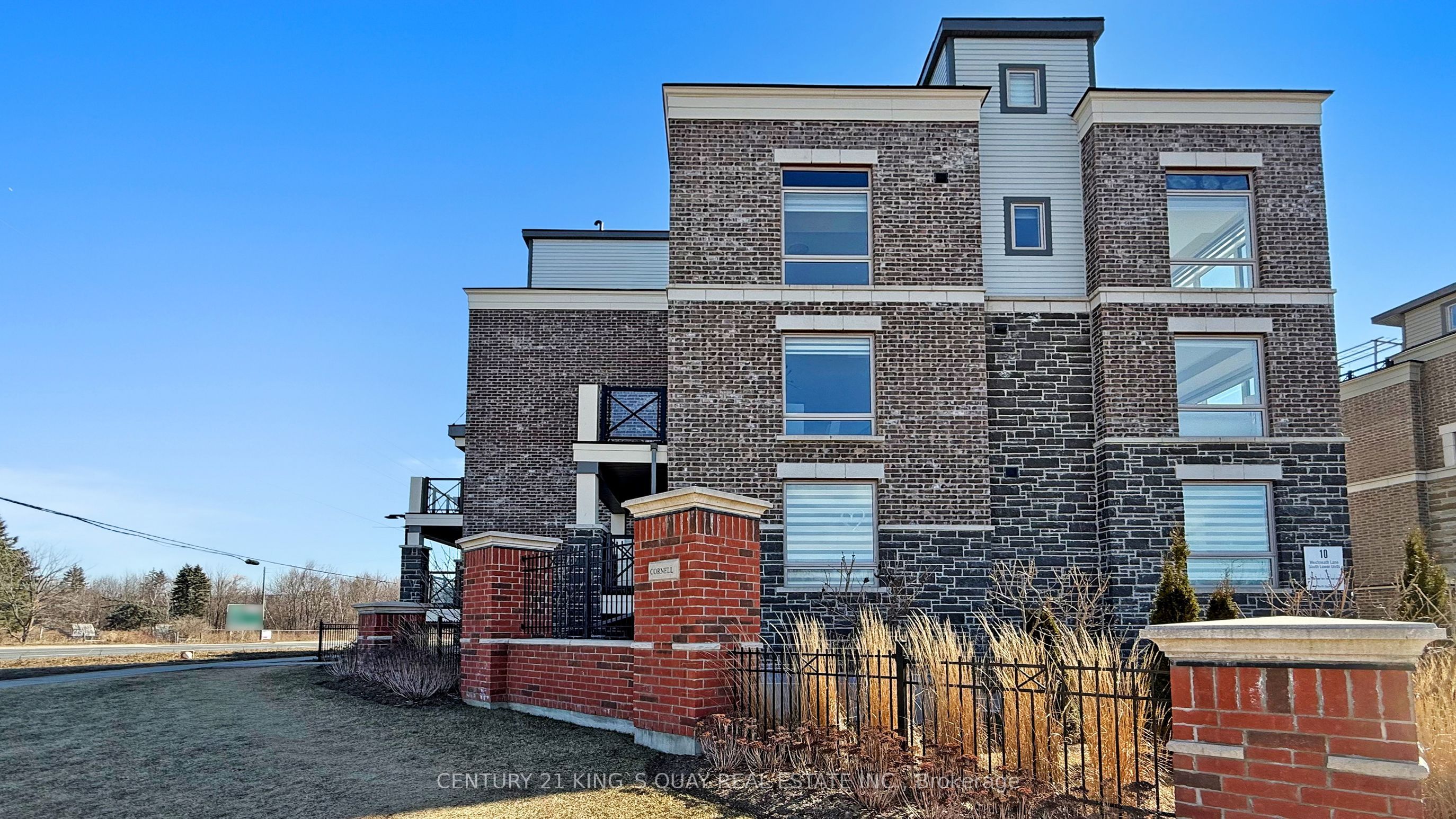 10 Westmeath Lane 2202