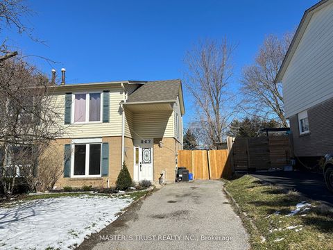 802 Greenfield Crescent Newmarket ON L3Y 3B3