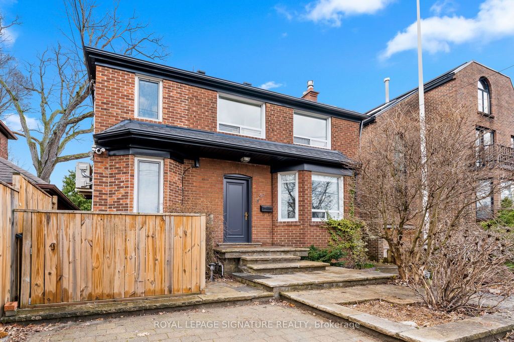 Photo of 47 Don Valley Drive, Toronto, ON M4K 2J1 (MLS # E13001576)