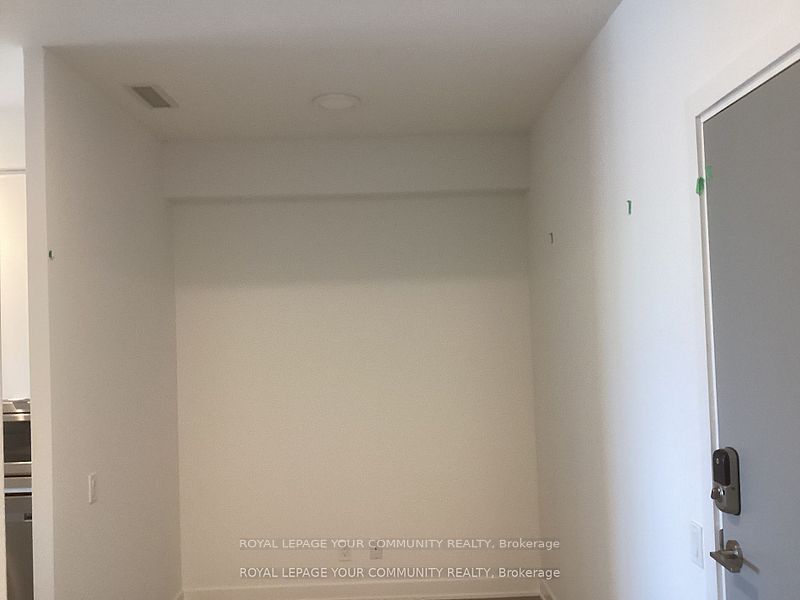 30 Upper Mall Way A1509