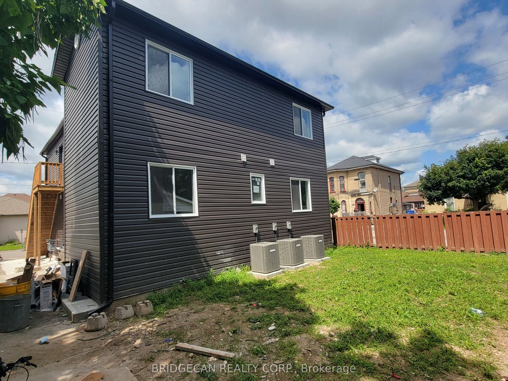 Photo of 103 Peel Street, Brantford, ON N3S 5M3 (MLS # X13815170)