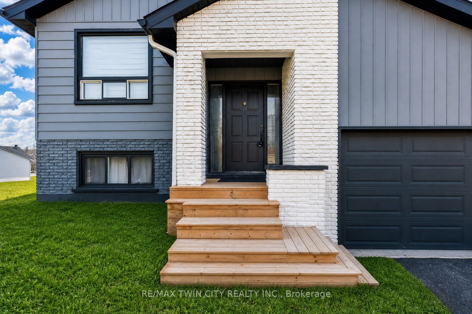 193 Westheights Drive
