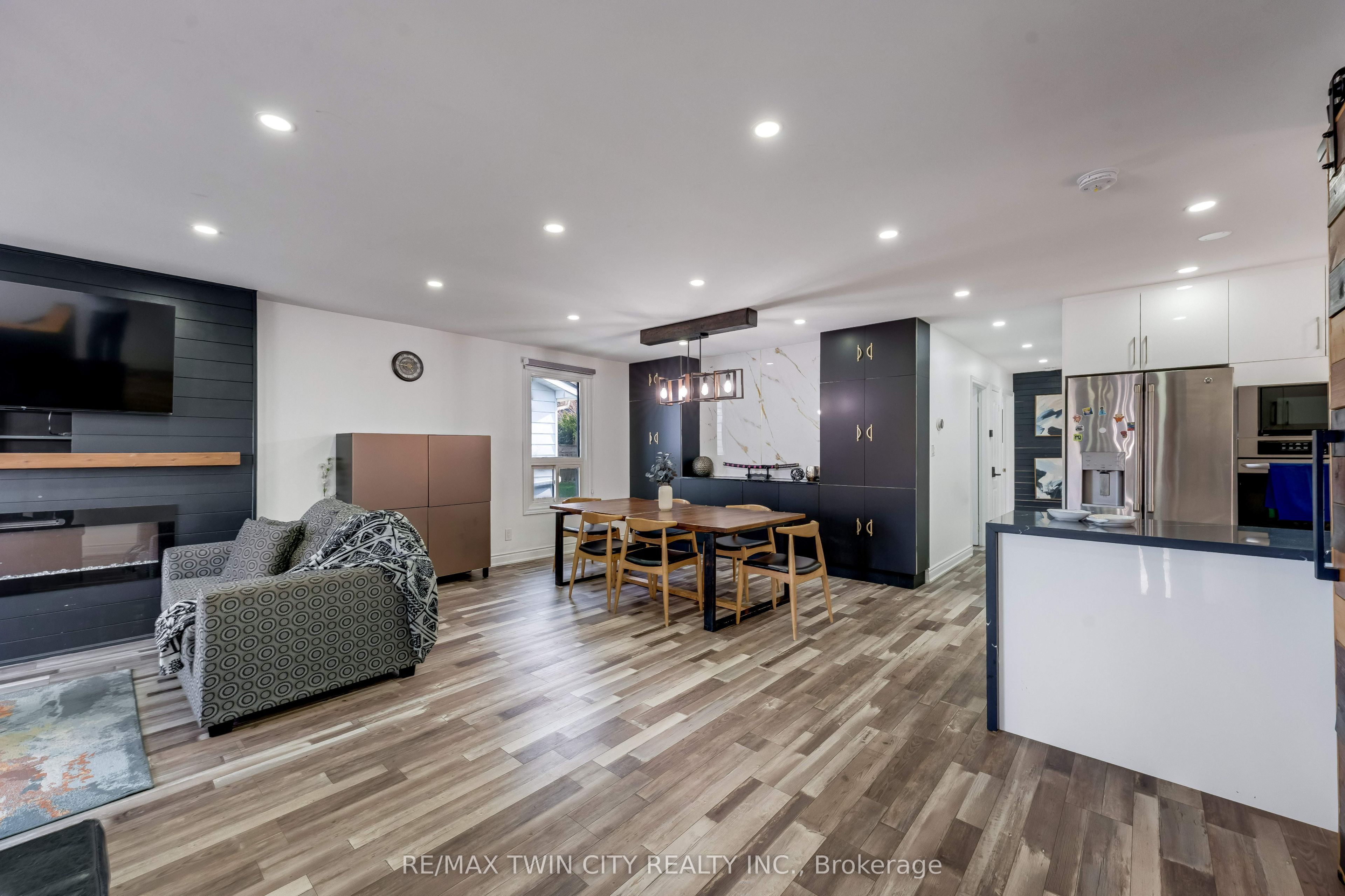 193 Westheights Drive