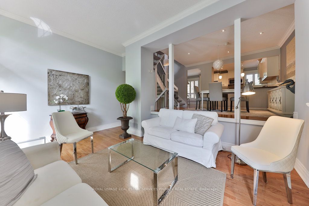 1250 Marlborough Court 27