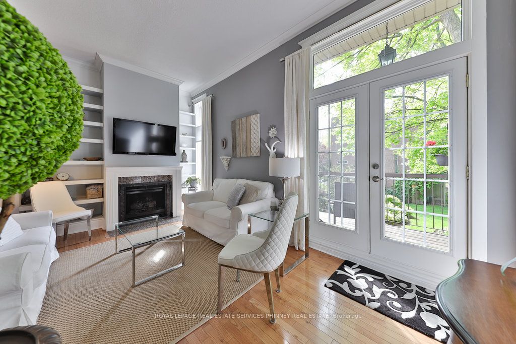 1250 Marlborough Court 27