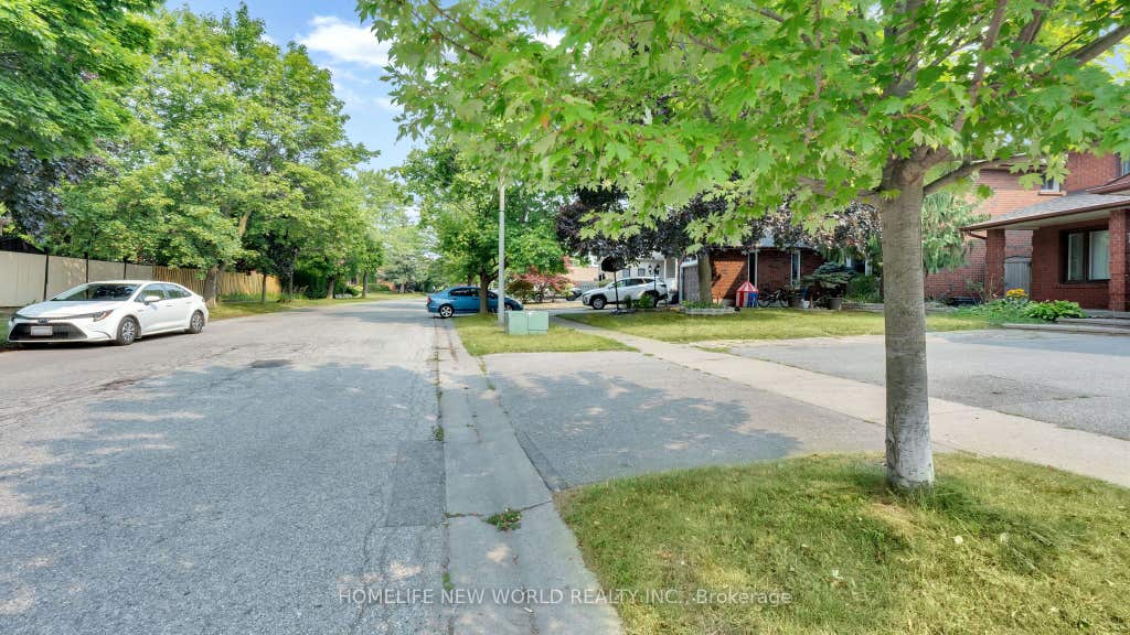 Photo of 1251 Fawndale Road, Pickering, ON L1V 4N3 (MLS # E13581994)