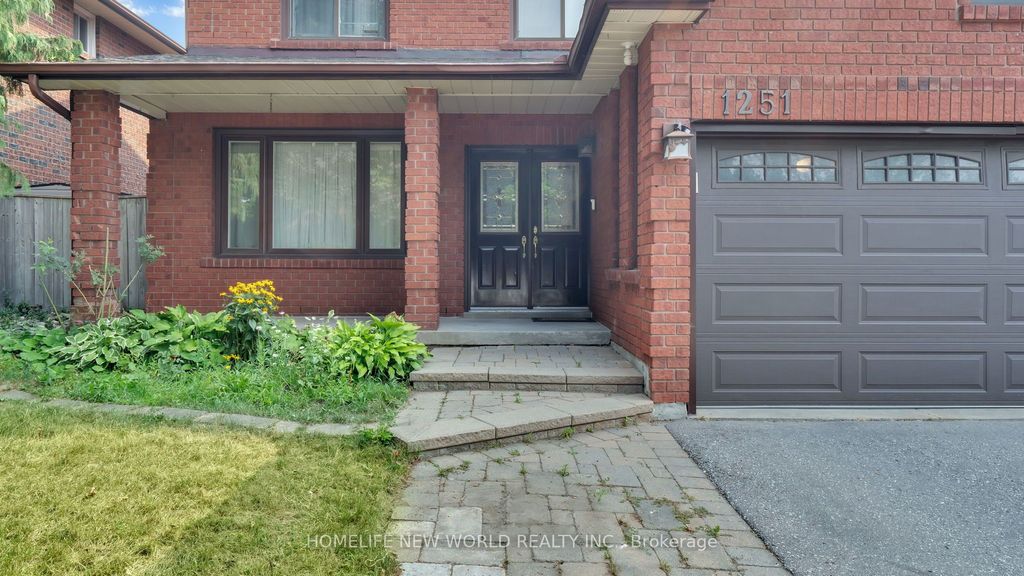 Photo of 1251 Fawndale Road, Pickering, ON L1V 4N3 (MLS # E13581994)