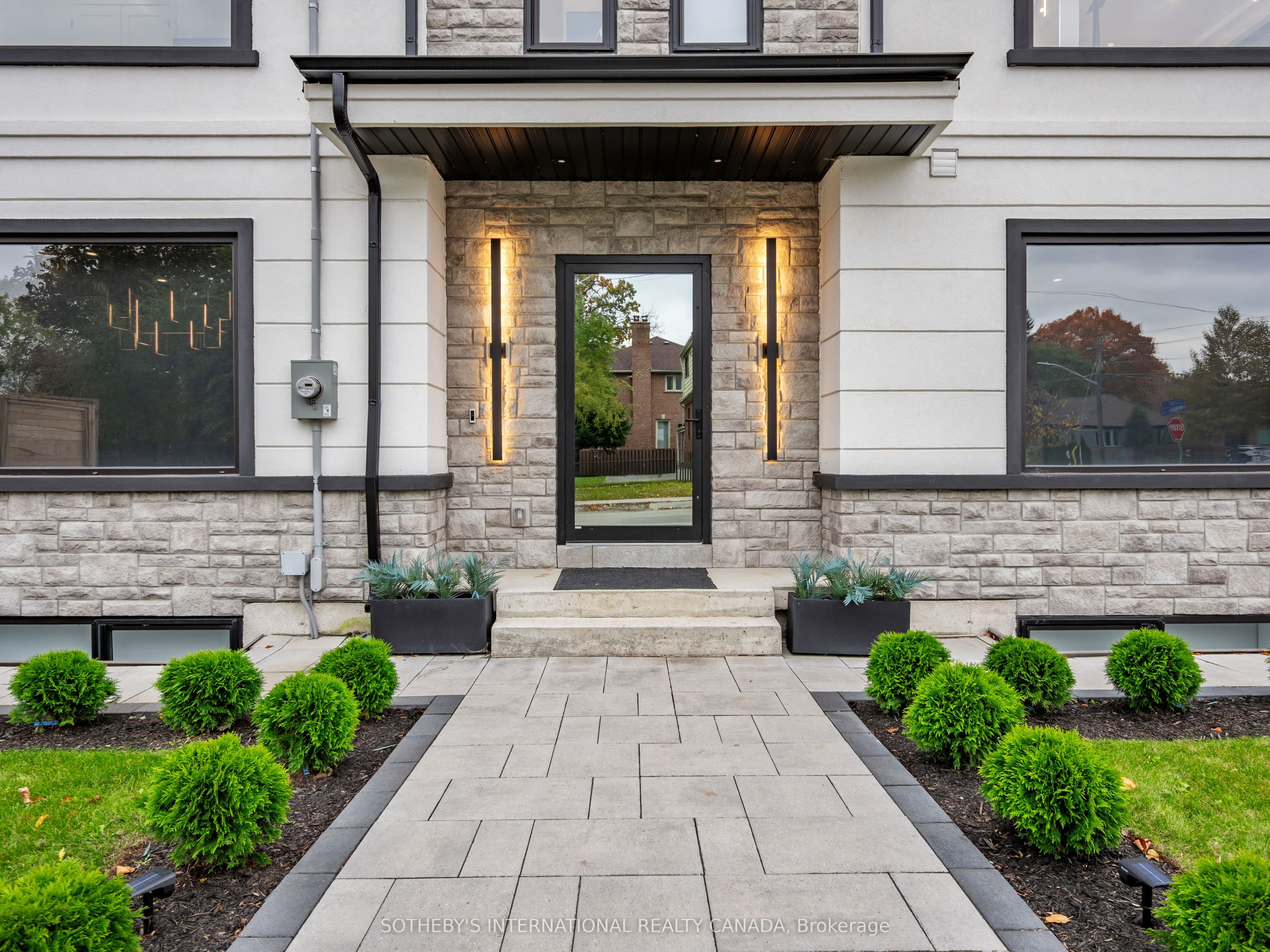 73 Guthrie Avenue
