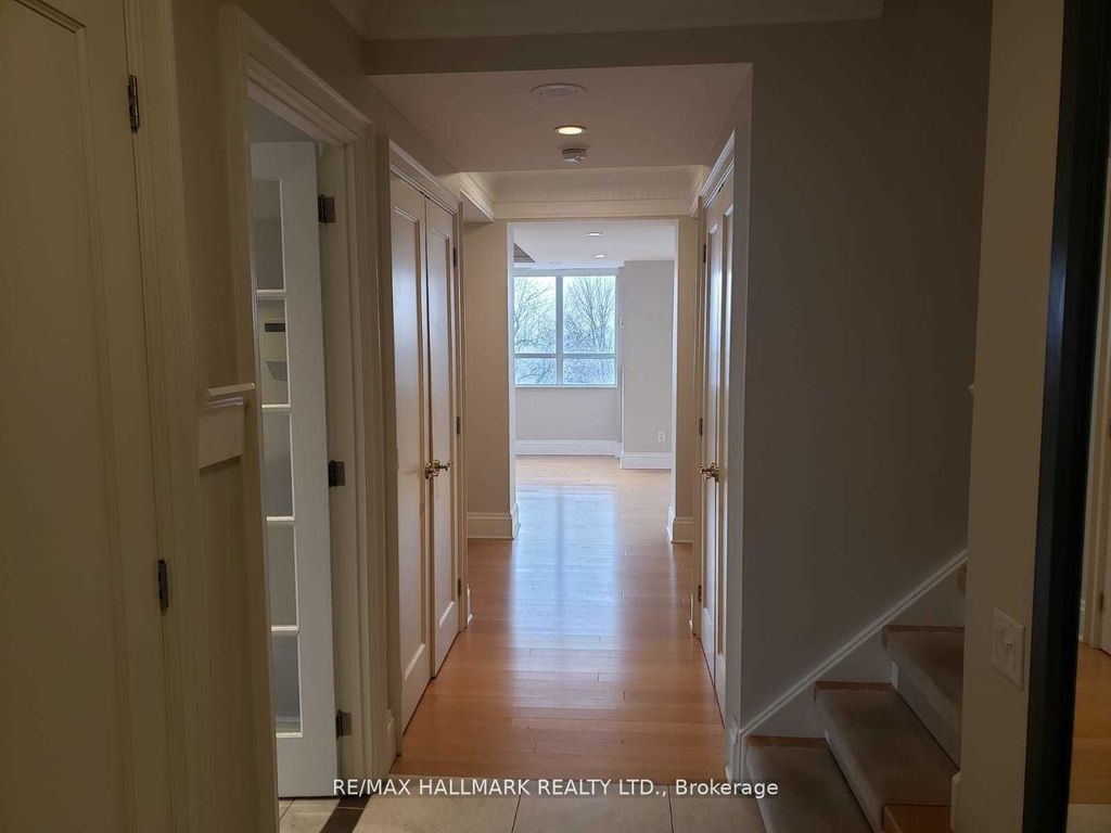 Photo of 1801 Bayview Avenue #Ph801, Toronto, ON M4G 4K2 (MLS # C12445952)