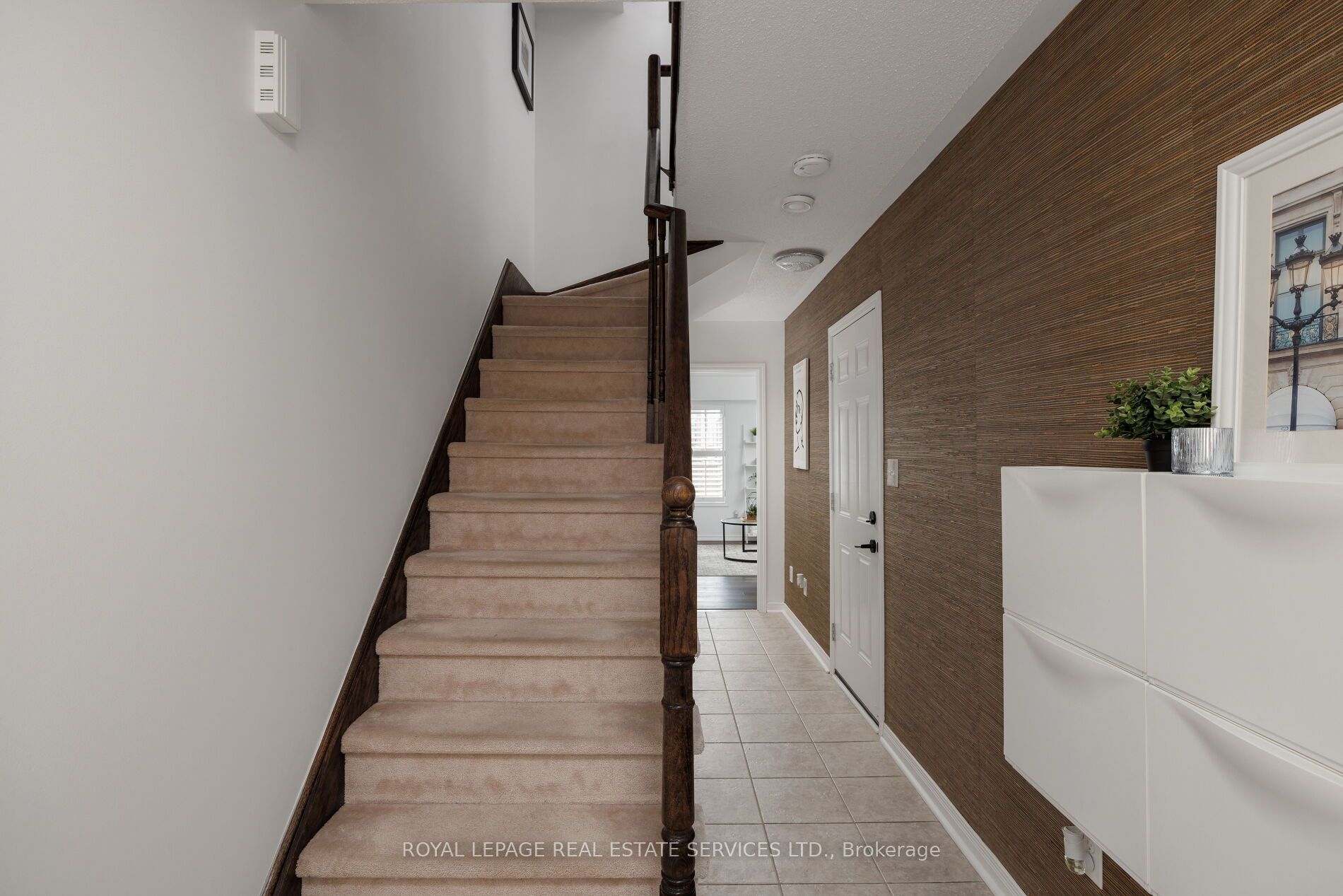 4823 Thomas Alton Boulevard 20