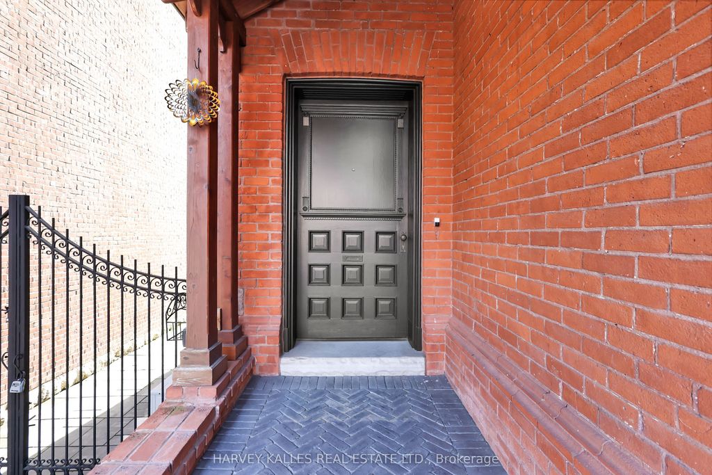 Photo of 140 Bedford Road, Toronto, ON M5R 2K2 (MLS # C13047138)