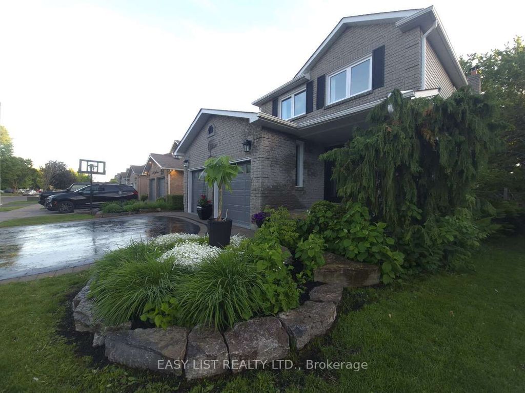 Photo of 51 Lyndale Crescent, Clarington, ON L1E 1W6 (MLS # E13423050)