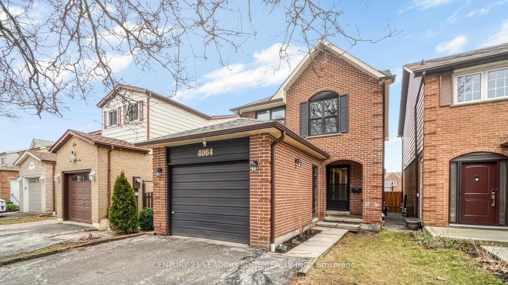 Photo of 4064 Teakwood Drive, Mississauga, ON L5C 3L5 (MLS # W12465649)