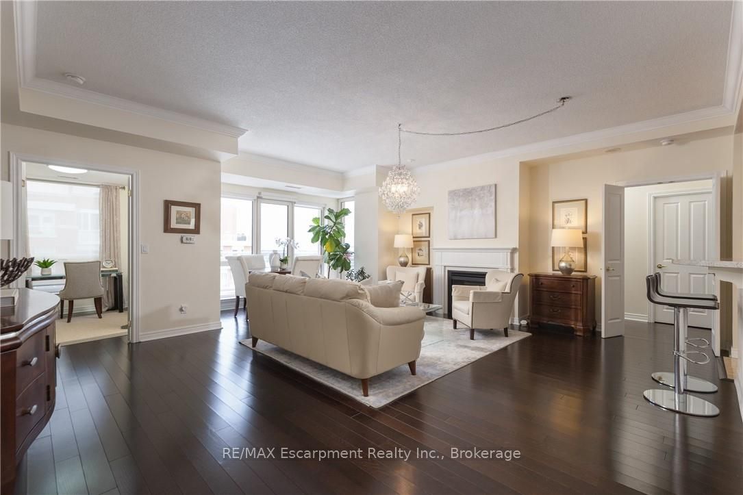 50 Old Mill Road PH8