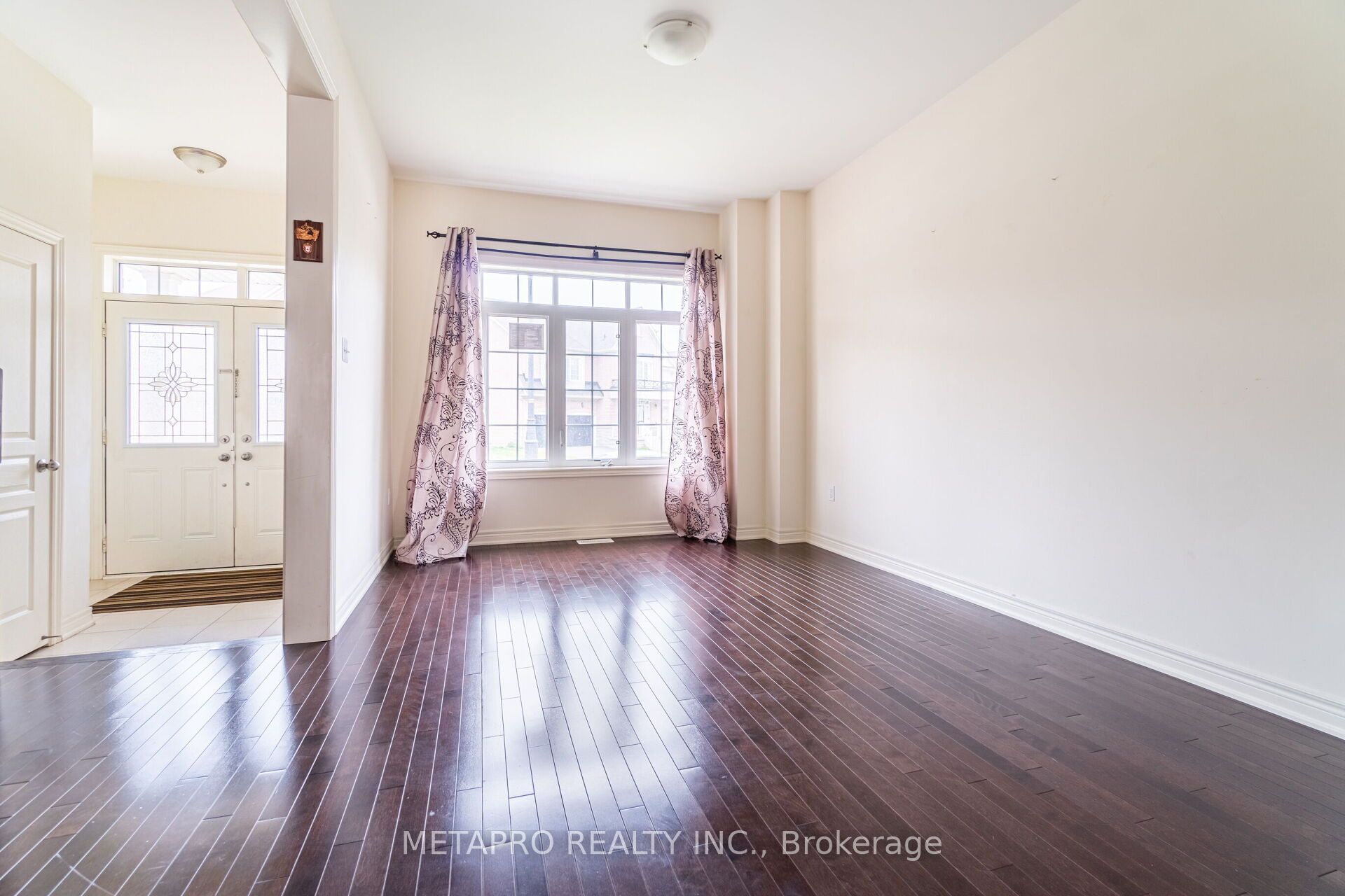 69 George Robinson Drive