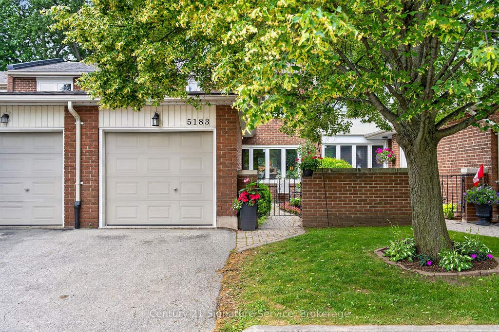 Photo of 5183 Banting Court, Burlington, ON L7L 2Z4 (MLS # W13530520)
