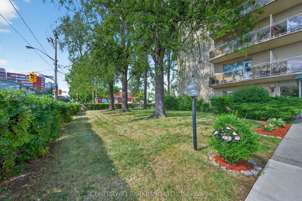 Photo of 2961 Dufferin Street #202, Toronto, ON M6B 3T2 (MLS # W13093168)