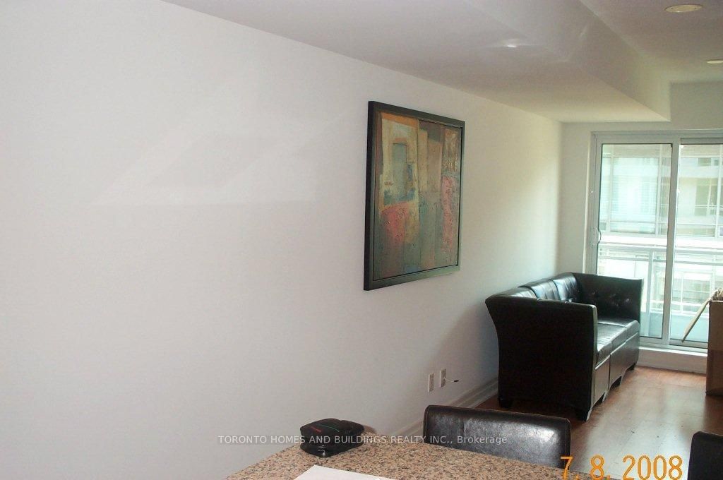 8 Scollard Street 1007
