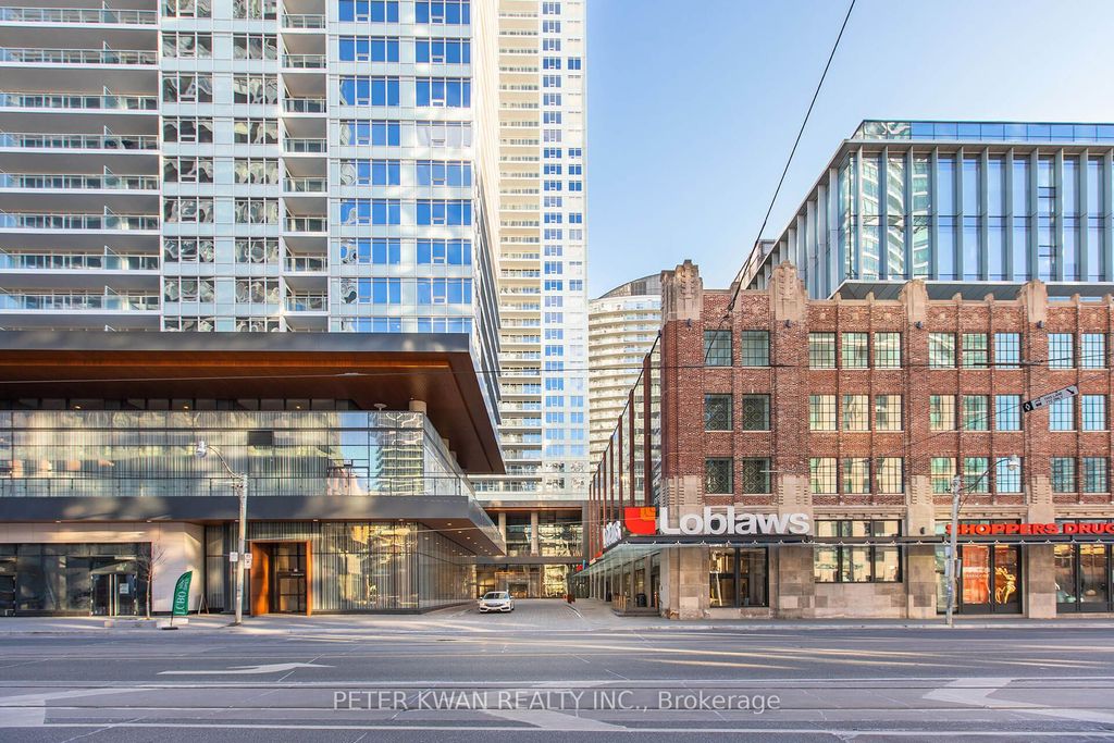 Photo of 19 Bathurst Street #1007, Toronto, ON M5V 0N2 (MLS # C12388459)