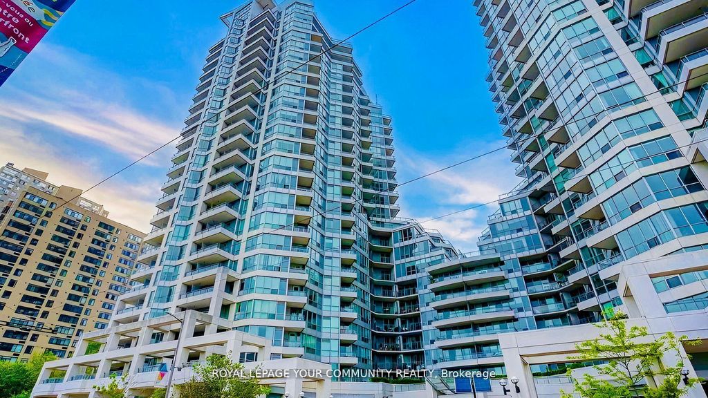Photo of 230 Queens Quay W #2323, Toronto, ON M5J 2Y7 (MLS # C12435601)