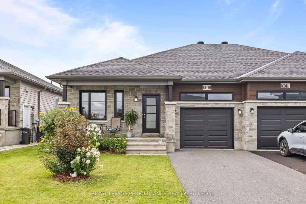 Photo of 390 Twilight Avenue, Russell, ON K4R 0E6 (MLS # X13715048)