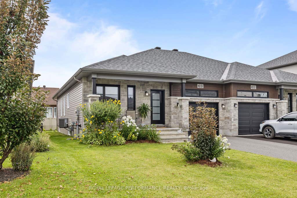 Photo of 390 Twilight Avenue, Russell, ON K4R 0E6 (MLS # X13715048)