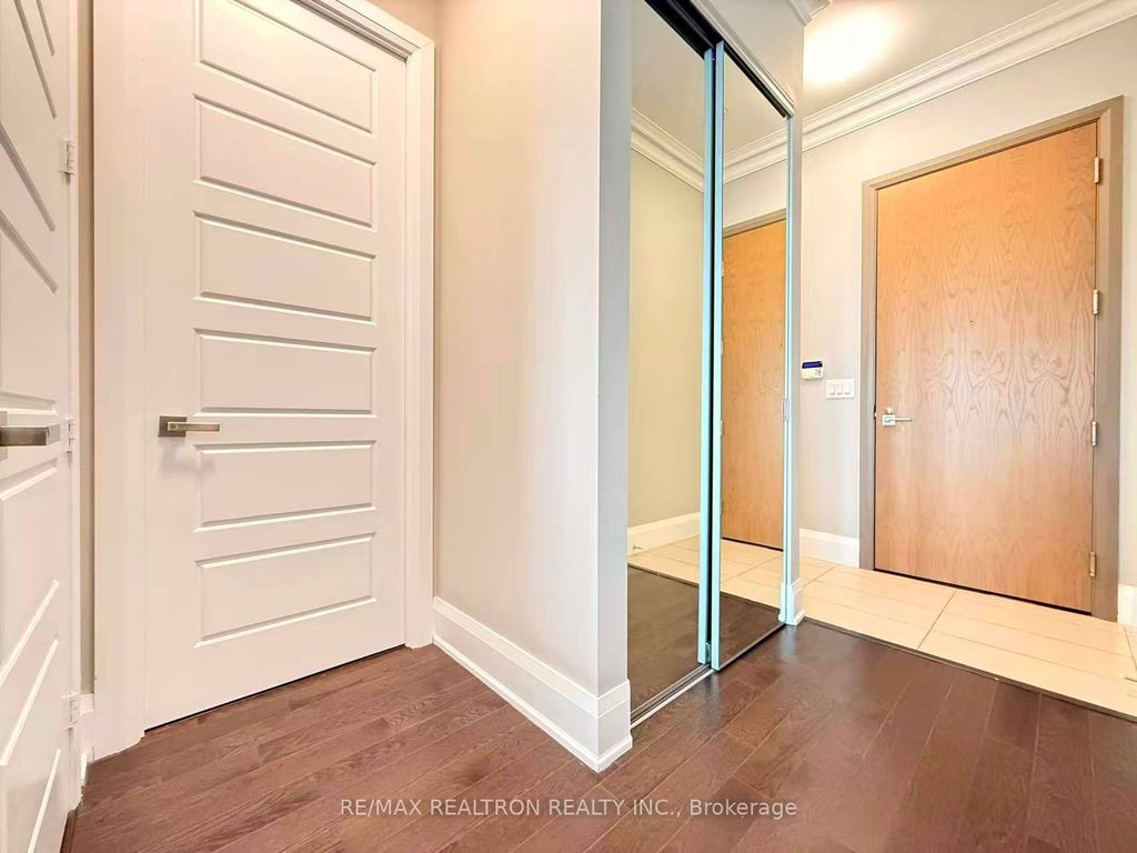 Photo of 28 Uptown Drive #Ph18, Markham, ON L3R 5M8 (MLS # N12825676)