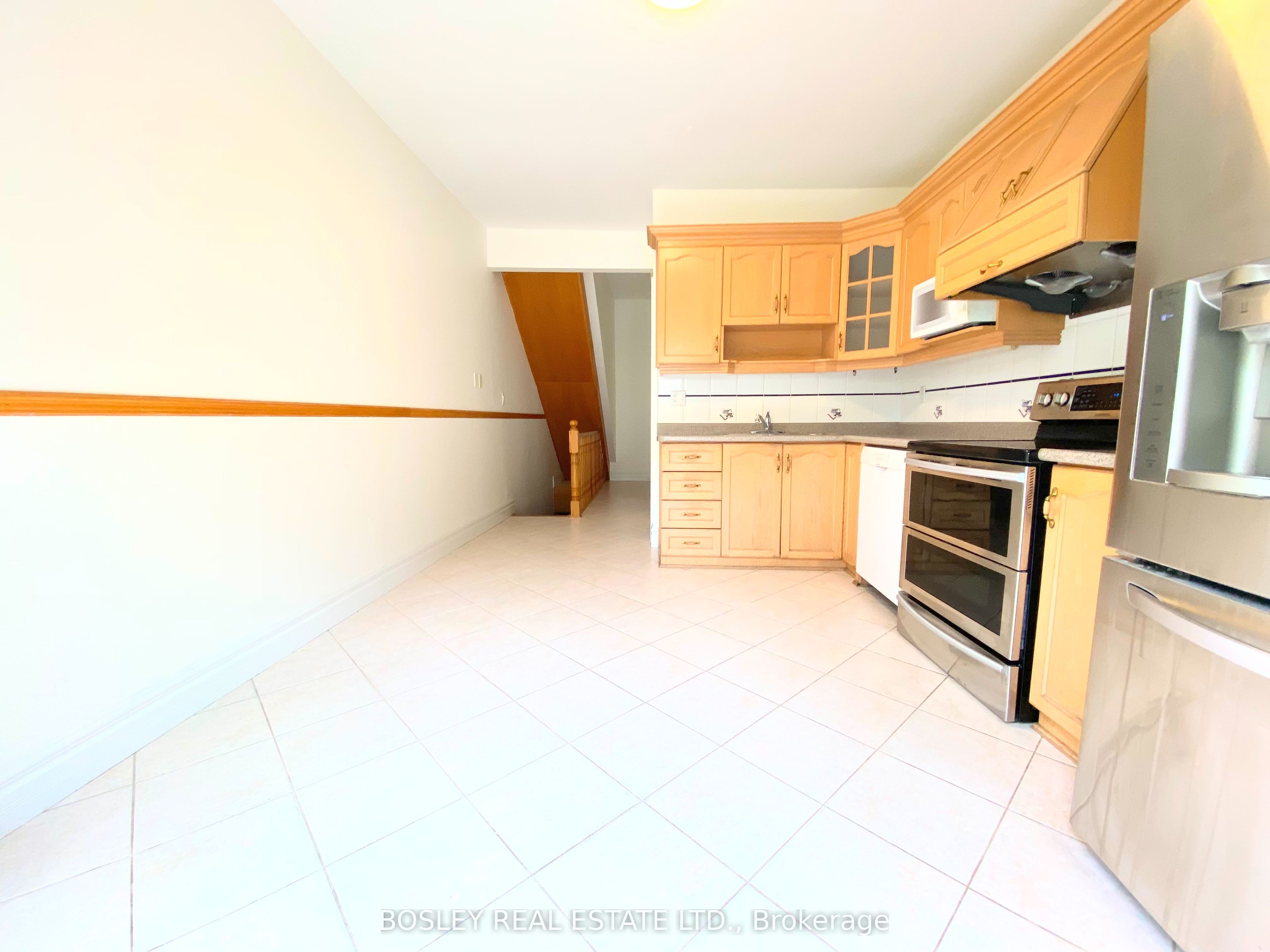 260 Ossington Avenue Main & Lower