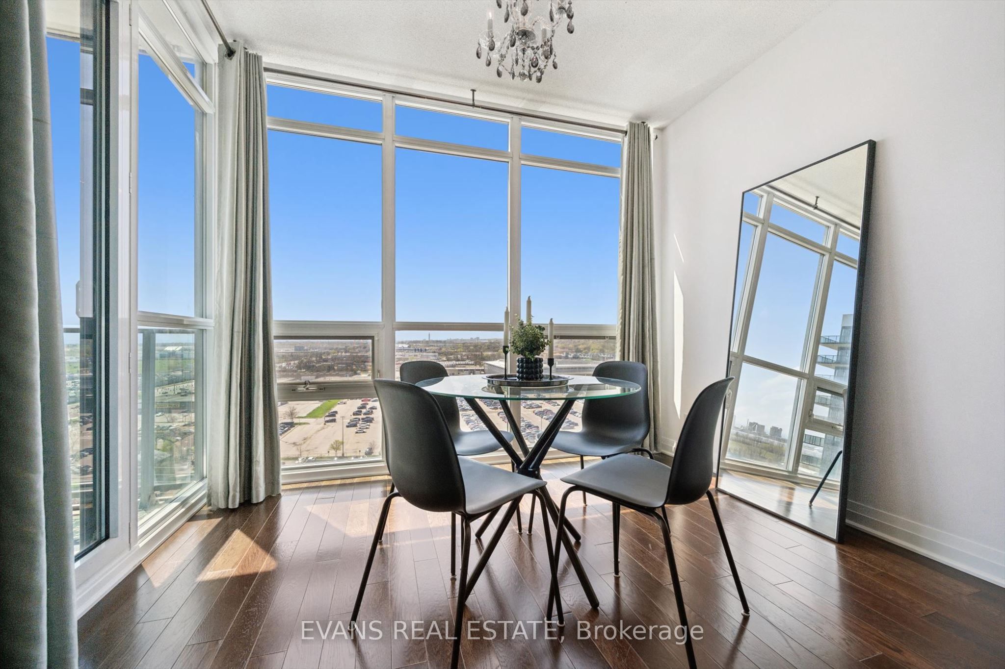 1055 Southdown Road 1411