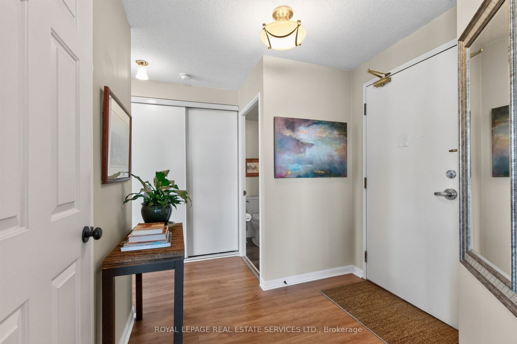 Photo of 101 Subway Crescent #1711, Toronto, ON M9B 6K4 (MLS # W13834060)