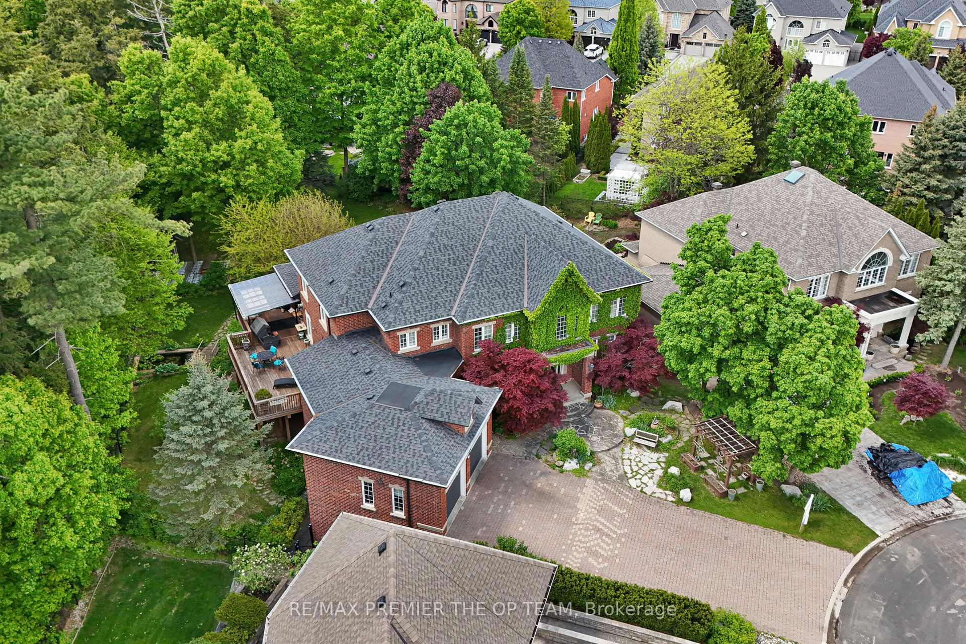 86 Muzich Place
