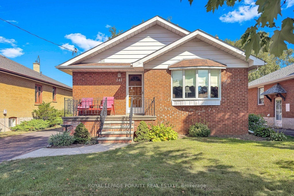 Photo of 247 Hallmark Avenue, Toronto, ON M8W 4L3 (MLS # W13806298)