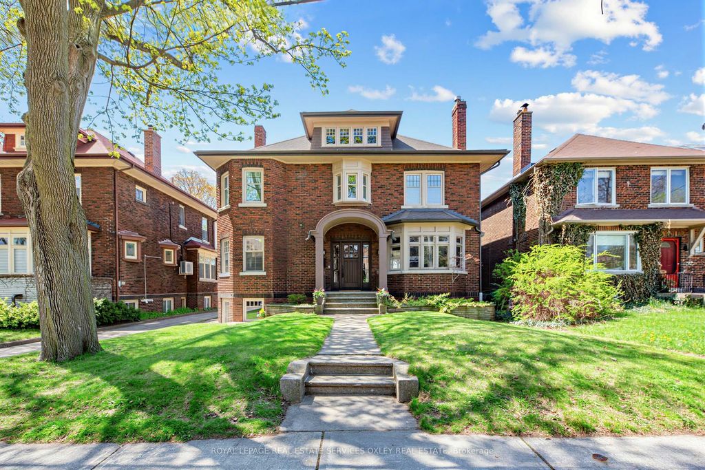 Photo of 45 Thorncliffe Avenue, Toronto, ON M4K 1V4 (MLS # E13086886)