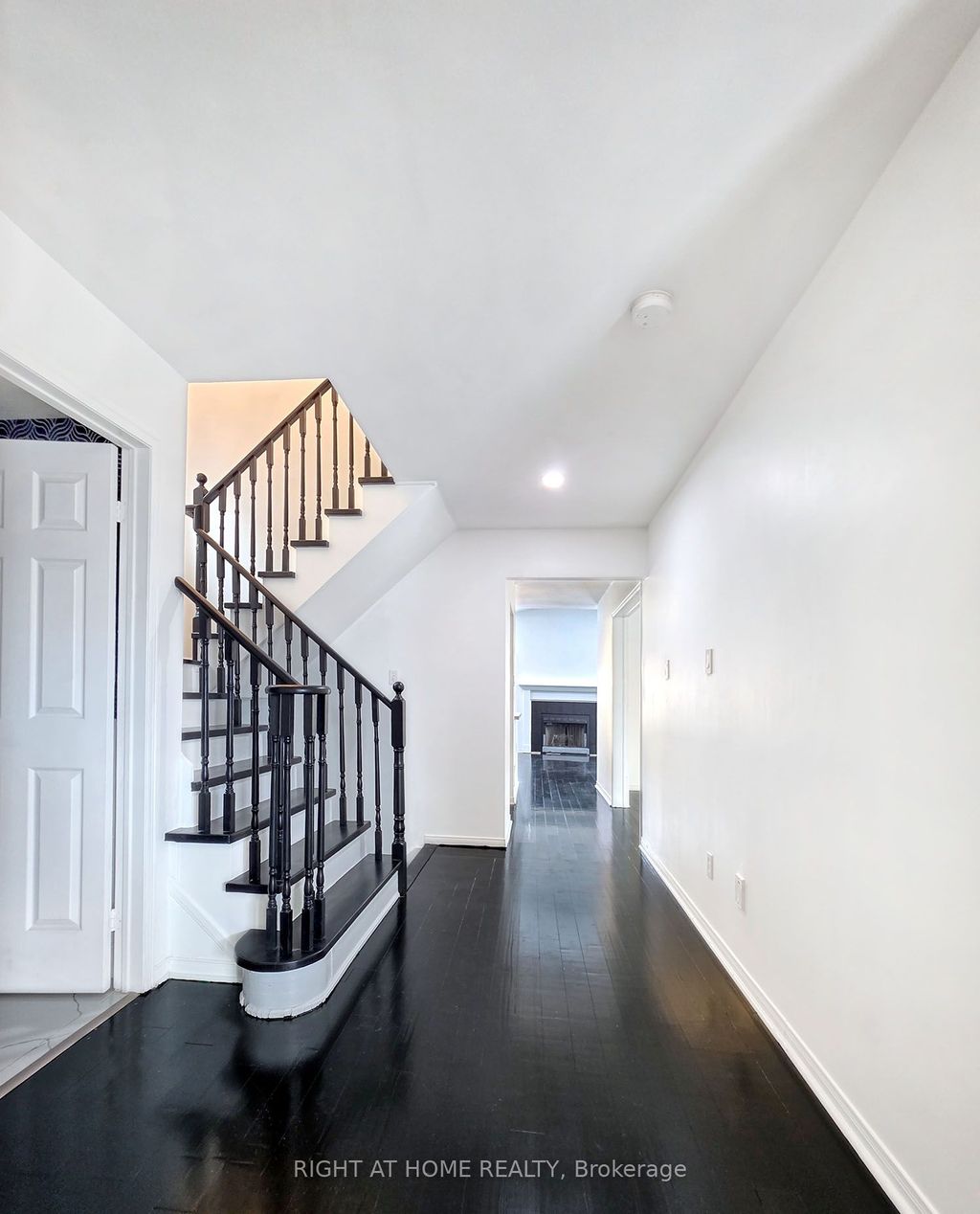 Photo of 6 Buffridge Trail, Brampton, ON L7A 1H2 (MLS # W12607622)