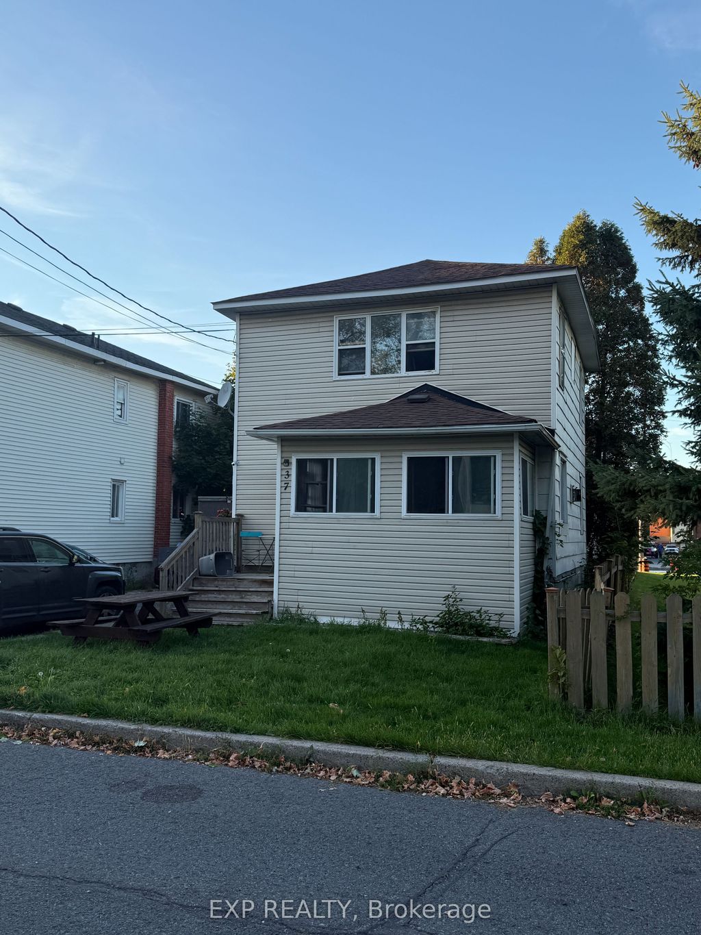 Photo of 37 Timothy Avenue, Cornwall, ON K6J 1K4 (MLS # X12450732)