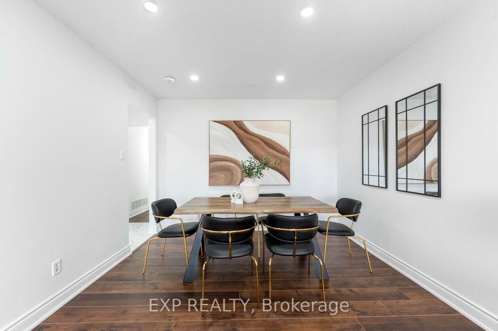 Photo of 36 Jellicoe Crescent, Brampton, ON L6S 3H8 (MLS # W12953176)