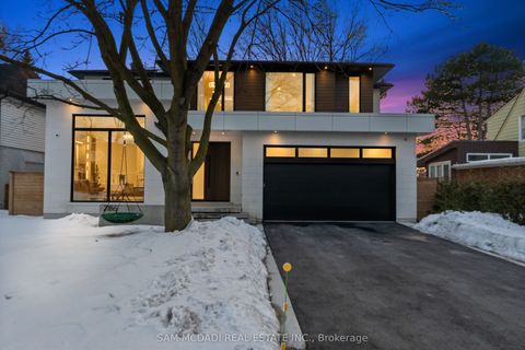 2186 Harcourt Crescent Mississauga ON L4Y 1W1