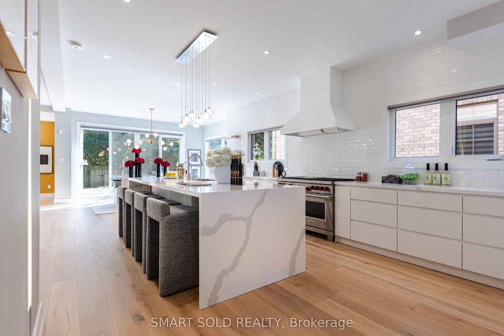 Photo of 231 Hounslow Avenue, Toronto, ON M2N 2B5 (MLS # C13822052)