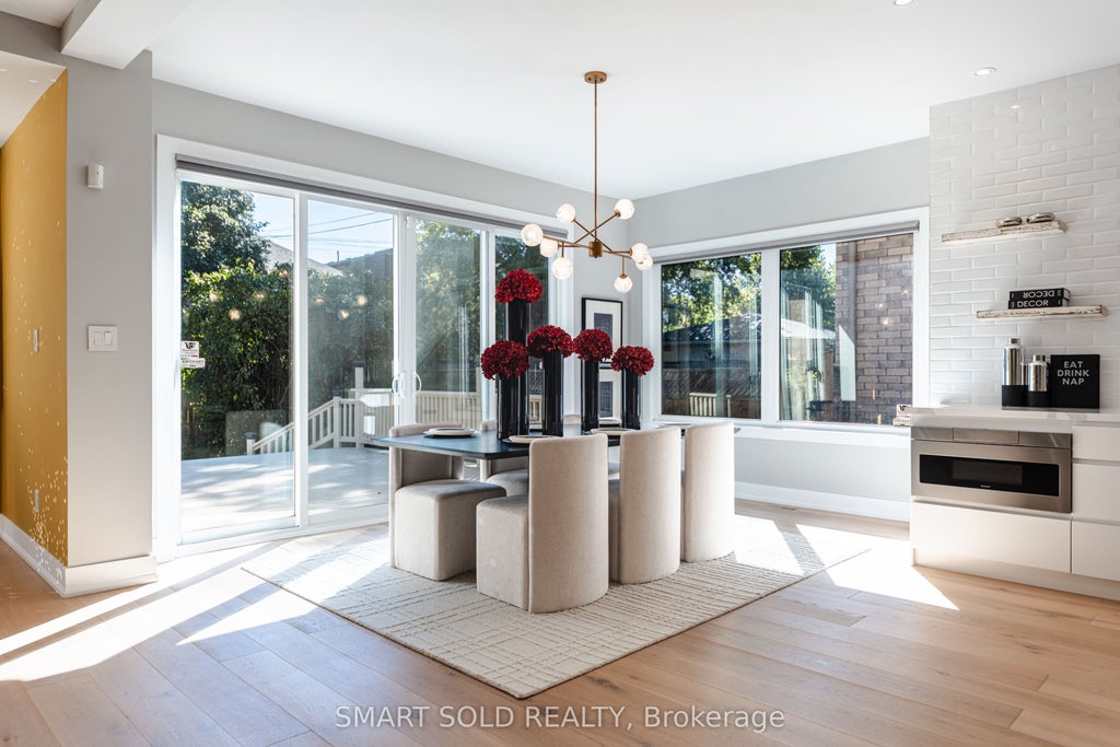 Photo of 231 Hounslow Avenue, Toronto, ON M2N 2B5 (MLS # C13822052)