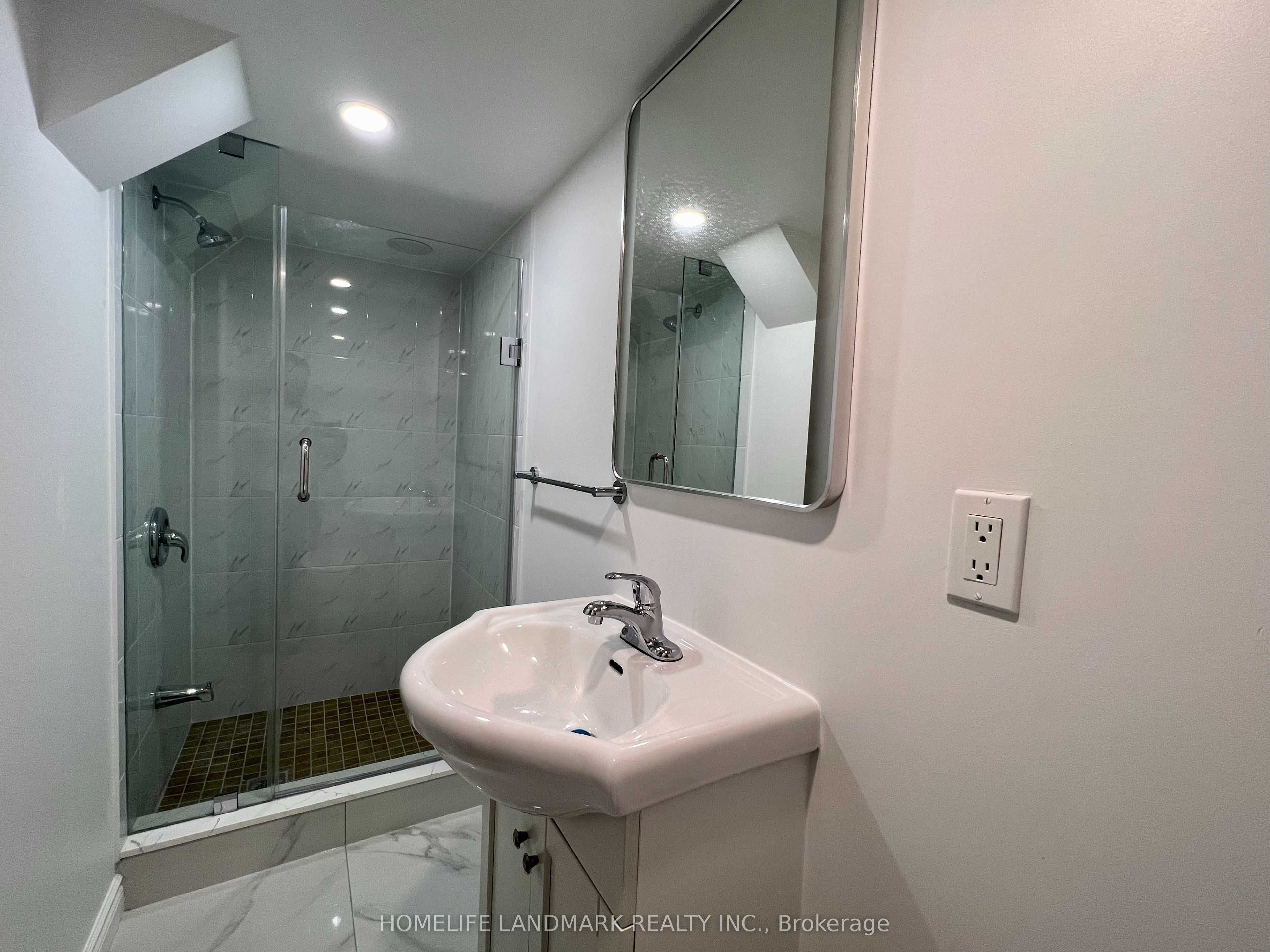 153 Fimco Crescent bsmt