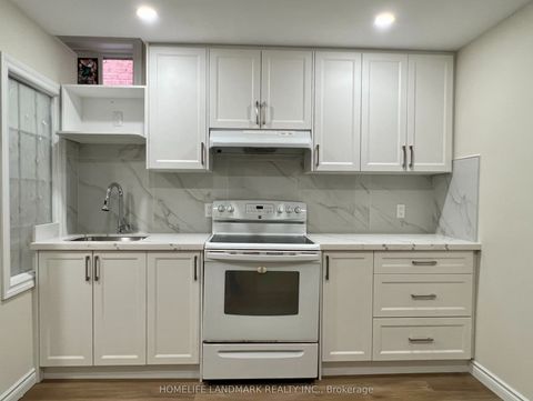 153 Fimco Crescent bsmt Markham ON L6E 0R2