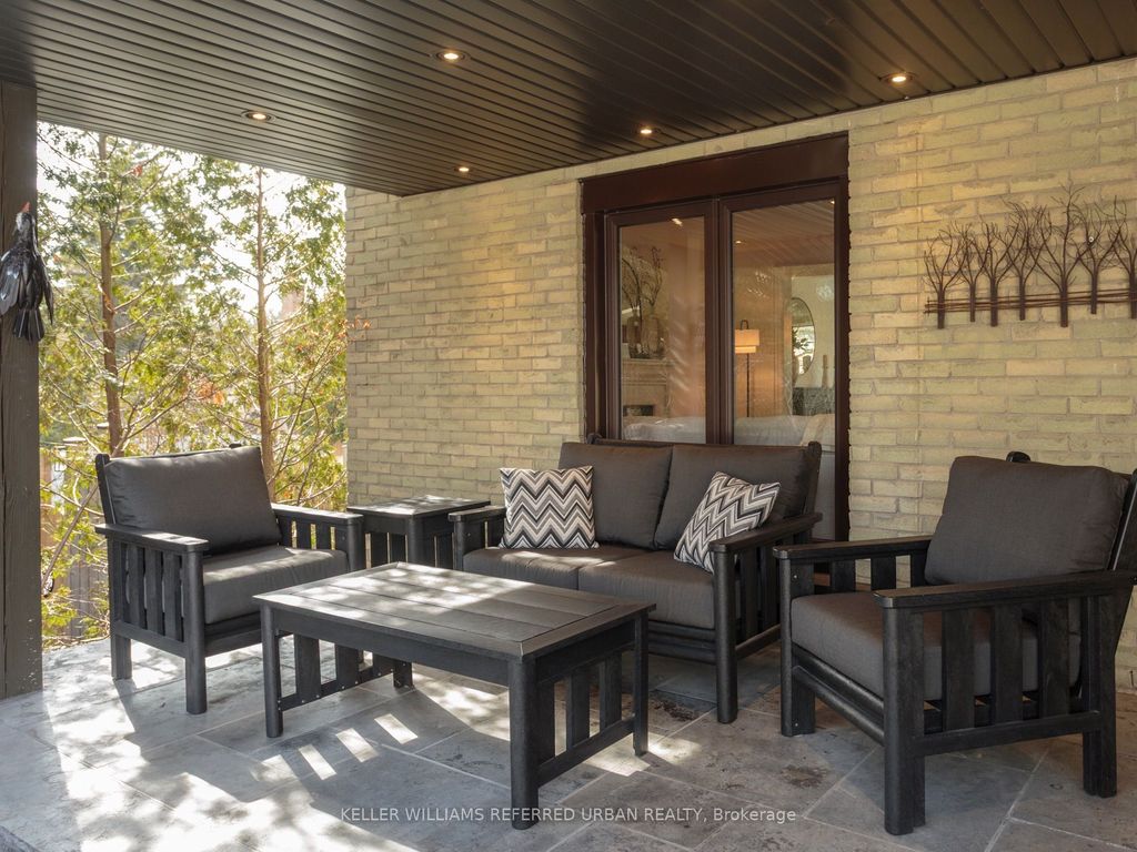 Photo of 6 Prentice Court, Markham, ON L3R 2X7 (MLS # N12917418)