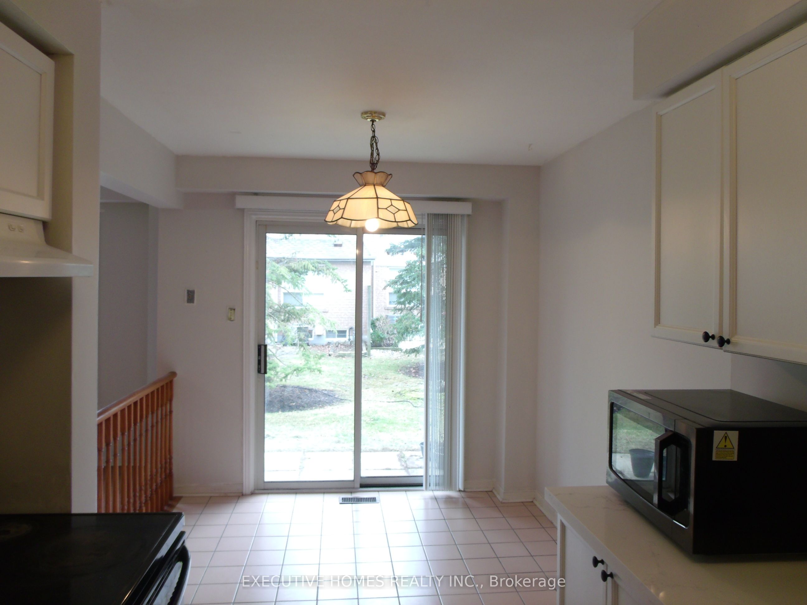 2550 Thomas Street 86