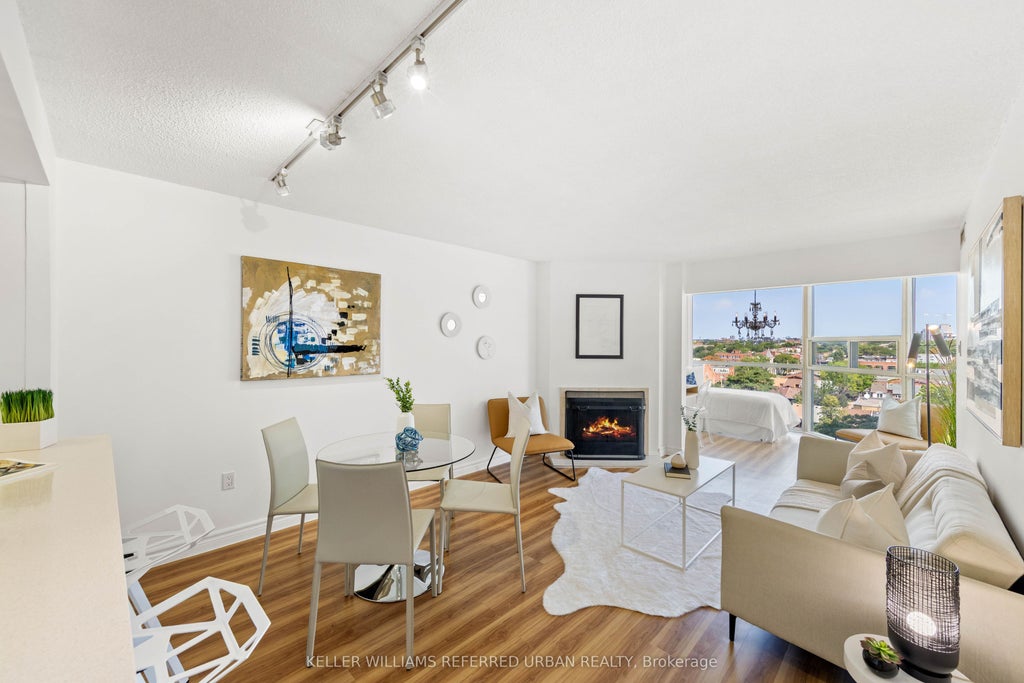 Photo of 725 King Street W #1003, Toronto, ON M5V 2W9 (MLS # C13682938)