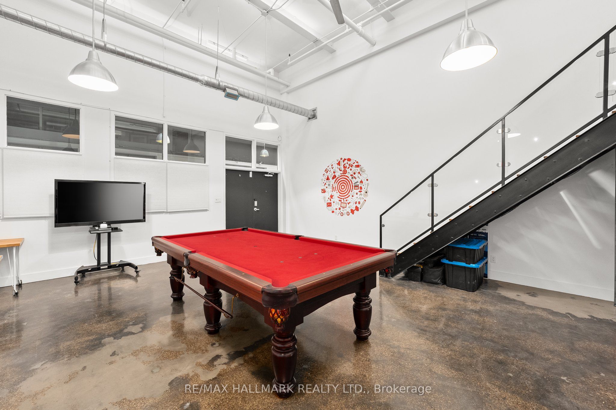 1159 Dundas Street E 156