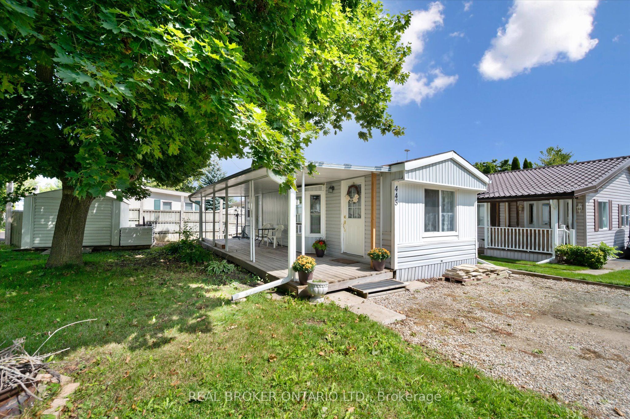 445 Pine Pass